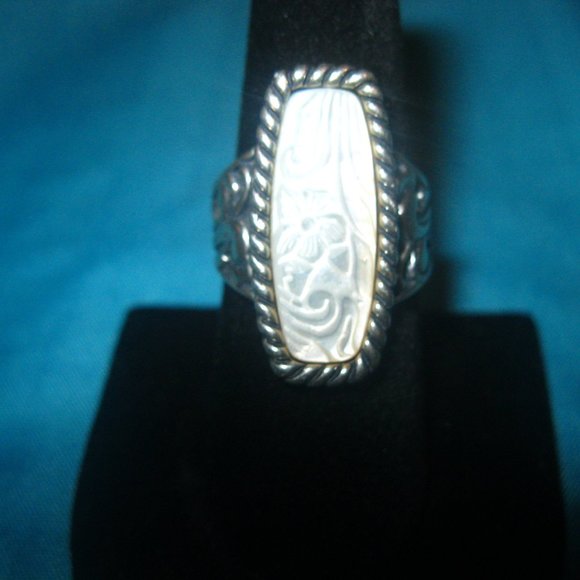 Carolyn Pollack carved Mother of Pearl Ring - Picture 2 of 5